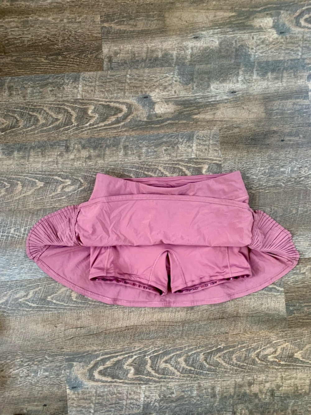 Lululemon Mauve Pleated Athletic Skort - Picture 4 of 8